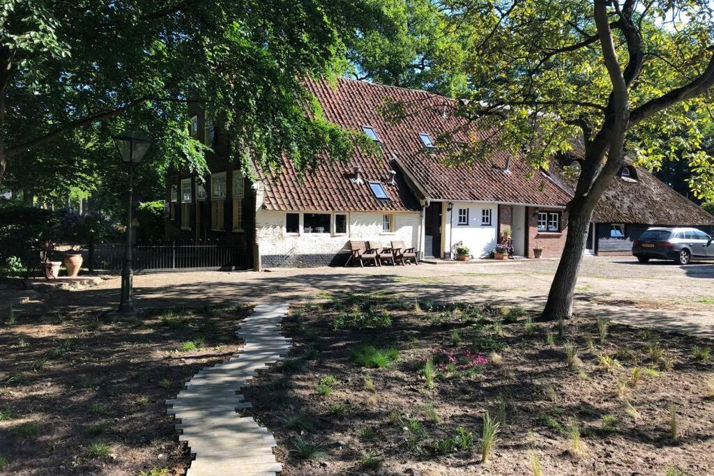 Prachtig gerenoveerd bakhuis EneRené Villa Vught Exterior foto